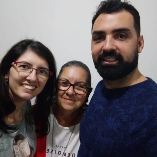 Thaís B.